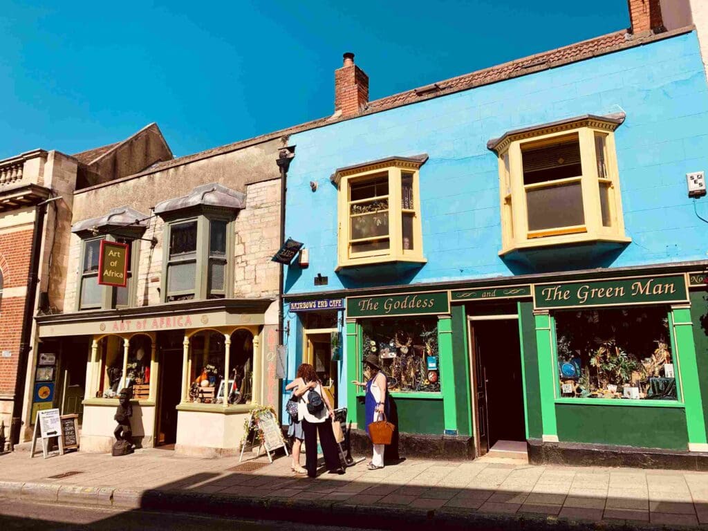 glastonbury tourist information centre