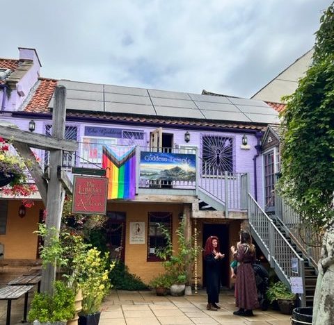 glastonbury tourist information centre