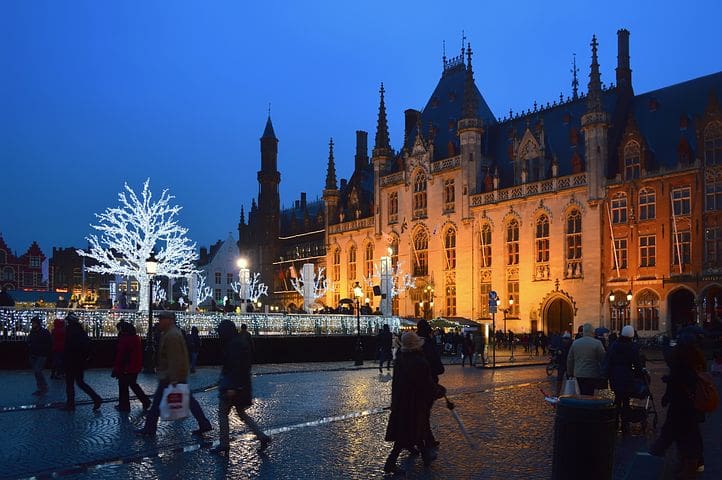 Bruges Christmas market - Group tours with Anderson Tours.