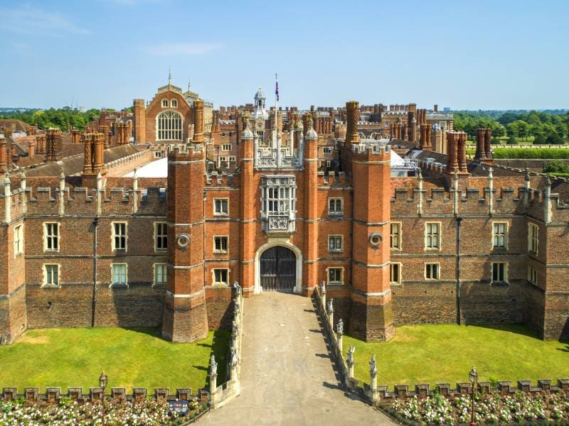Hampton Court Palace Half-Day Trip from London with Entry Tickets